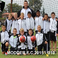 รูปภาพถ่ายที่ Modderfontein Sports Club โดย Modderfontein Sports Club เมื่อ 10/20/2015
