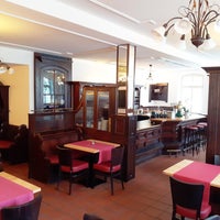 รูปภาพถ่ายที่ Hotel Restaurant Erbprinz Walldorf โดย hotel restaurant erbprinz เมื่อ 8/14/2016