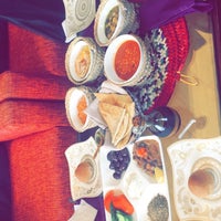 3/28/2016 tarihinde A B.ziyaretçi tarafından Al majlis Cafe'de çekilen fotoğraf