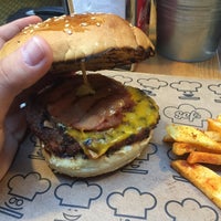 Foto scattata a Şef&#39;s Burger da Eemmiin Y. il 7/28/2017