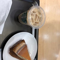 Photo taken at Starbucks by Takuma Y. on 10/6/2019