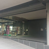 熊本県立図書館 Biblioteca Em 熊本市