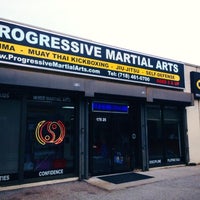4/11/2013 tarihinde Nick S.ziyaretçi tarafından Progressive Martial Arts'de çekilen fotoğraf