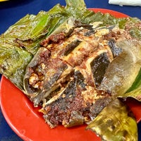 Photo taken at Medan Ikan Bakar Muara Sg. Duyung by ju ©. on 10/15/2022