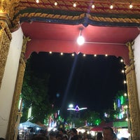 Photo taken at วัดสีกัน (พุทธสยาม) (Wat Sikan) by PRAERIIZ on 12/12/2017