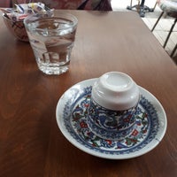 Foto scattata a İstanbull Café &amp;amp; Fal &amp;amp; Restaurant da Mrym👶🎭🍻🍀🌹 . il 3/28/2018