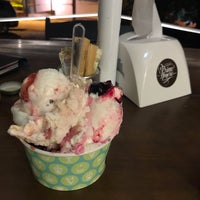 Photo taken at Gelateria Primo Amore by Marcelo K. on 2/17/2019