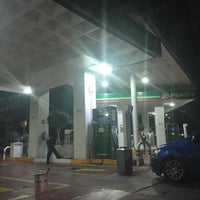 Photo taken at Gas Ticomán by Fher V. on 6/24/2016