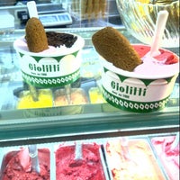 Photo taken at Giolitti by Feyza N. on 11/18/2012