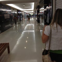 4/28/2013 tarihinde Rogerio C.ziyaretçi tarafından Shopping Iguatemi'de çekilen fotoğraf