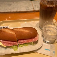 Photo taken at Doutor Coffee Shop by 赤 飯. on 3/19/2022