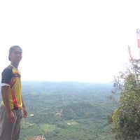 Photo taken at Gunung Stong by Faiziladha S. on 10/8/2016