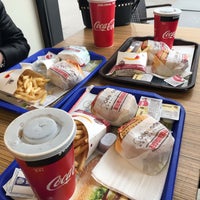 Photo taken at Burger King by Melda G. on 1/31/2019