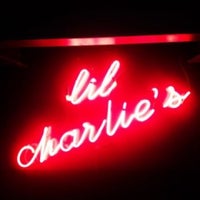 Photo taken at Li&amp;#39;l Charlie&amp;#39;s by Brian Frenchy M. on 7/26/2013