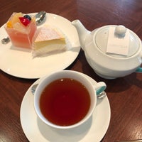 Photo taken at Fortnum &amp;amp; Mason by あやとら on 8/21/2018