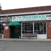 Foto tirada no(a) The Shamrock Restaurant &amp;amp; Bar por The Shamrock Restaurant &amp;amp; Bar em 10/22/2015