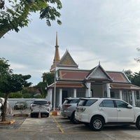 Photo taken at Wat Makutkasatriyaram by Pomme A. on 6/10/2023