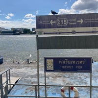 Photo taken at ท่าเรือเทเวศร์ (Thewes Pier) N15 by Pomme A. on 5/23/2022