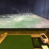 Photo taken at Windmill Arena Driving Range by Pomme A. on 1/13/2020