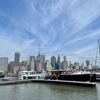Photo taken at Brooklyn Bridge Park Marina by Le M on 5/3/2022
