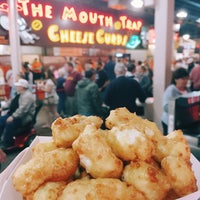 Photo taken at Mouth Trap Cheese Curds by Matt H. on 8/28/2017