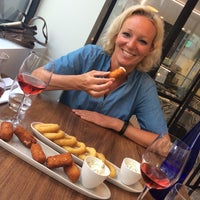 7/23/2016 tarihinde Ester D.ziyaretçi tarafından Restaurant Aan Tafel'de çekilen fotoğraf