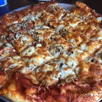 Photo taken at Gallucci&amp;#39;s Pizzeria by James S. on 8/25/2019