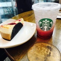 Photo taken at Starbucks by Vincent M. on 7/30/2016