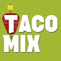 Foto scattata a Taco Mix da Taco Mix il 10/26/2015