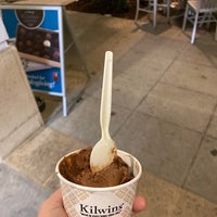 Foto tirada no(a) Kilwins Ice Cream por Ryan D. em 11/28/2019