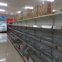 Photo taken at 西友 府中四谷店 by コミネ レ. on 3/26/2020