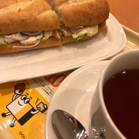 Photo taken at Doutor Coffee Shop by mariwo on 11/14/2018