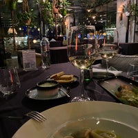 Foto scattata a Felicita Fine Dining Restaurant da Duygu Y. il 10/18/2022