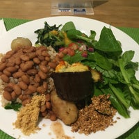 Foto diambil di Bio Alternativa oleh claudia p. pada 9/26/2016