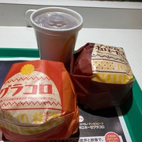 Photo taken at McDonald&amp;#39;s by やっちょ on 12/1/2021