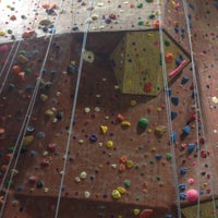1/21/2016에 Jordan N.님이 The Quarry Indoor Climbing Center에서 찍은 사진