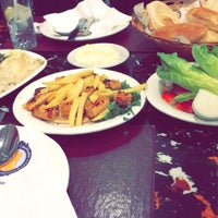 Photo taken at Al-Sakhra Restaurant مطعم الصخرة by Nina A. on 4/25/2016