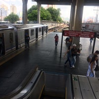 Photo taken at Estação Bresser-Mooca (Metrô) by Ed R. on 4/4/2018