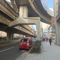 Photo taken at Hatsudai Intersection by すぴ〜どば〜ど on 4/8/2022