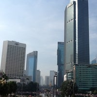 Photo taken at Thamrin Sunday car free zone by Tulus on 12/9/2012