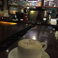 Foto tirada no(a) Bengala Kaffeehaus por Hina em 10/31/2018