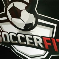 Das Foto wurde bei SoccerFit Functional Training von Enrique M. am 3/29/2016 aufgenommen