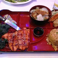 6/6/2013 tarihinde Kevinziyaretçi tarafından Amura Sushi and Steak'de çekilen fotoğraf