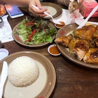 Photo taken at Piri-Piri Flaming Chicken (พิริ พิริ) by junne☃️ on 12/20/2018