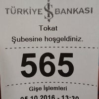 Photo taken at Türkiye İş Bankası Sanayi Şubesi by Bekir I. on 10/5/2016