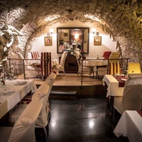 Foto tirada no(a) Il Palazzo Italian Restaurant por Il Palazzo Italian Restaurant em 11/5/2015