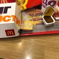 Photo taken at McDonald&amp;#39;s by Дарья Г. on 1/9/2019