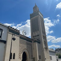 Photo taken at Hammam de la Mosquée de Paris by Busatari M. on 7/9/2022