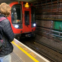 Foto tomada en Paddington London Underground Station (Hammersmith &amp;amp; City and Circle lines)  por Steve N. el 10/15/2023