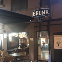 Photo taken at Bronx - Street Food Shop by Guto C. on 7/12/2017